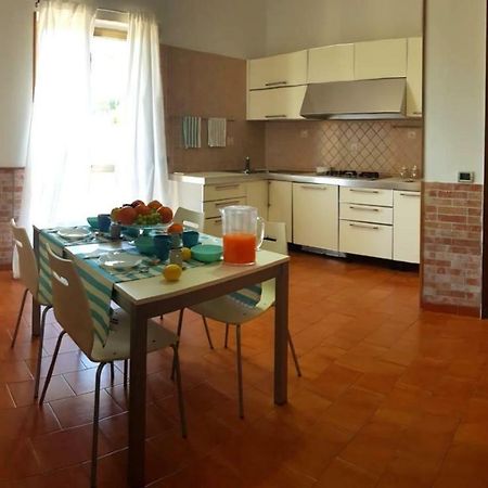 Villa Fioroni Leporano Eksteriør billede